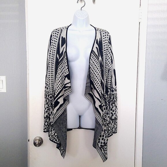 Chico's Dressy Cardigan Sweater W/ Sequins Open Front Waterfall EUC Sz 2 - Picture 1 of 8